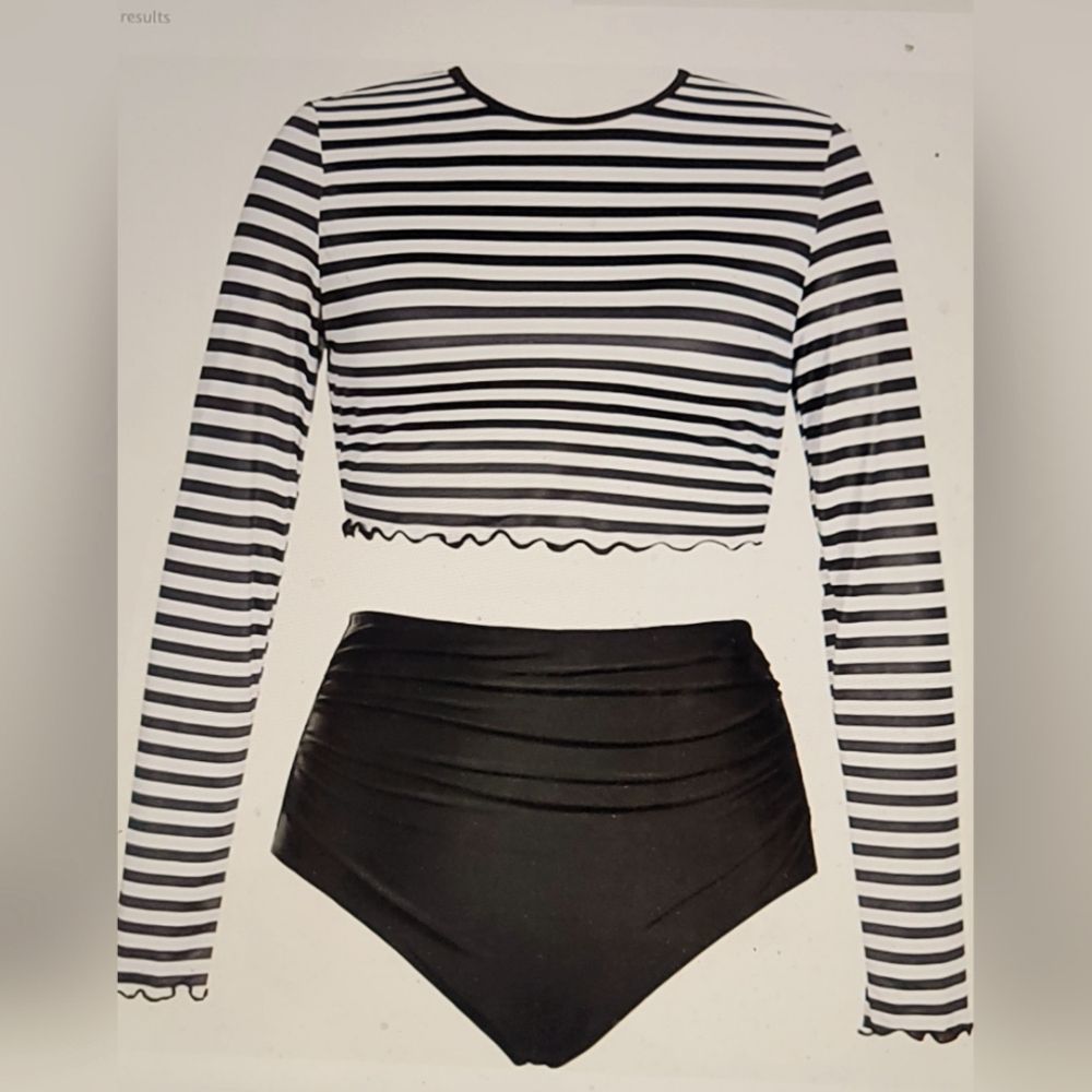 NWT REFEREE GAME DAY RASH GUARD  BUILT IN BRA HIGH WAISTED SWIM ATHLETIC COSTUME